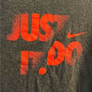 Nike Just Do It T Shirt Gray & Bright Orange Dri Fit Size Xl
